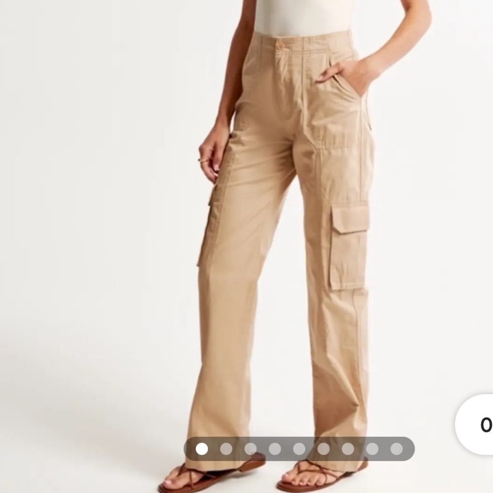 Abercrombie & Fitch Khaki Cargo pants